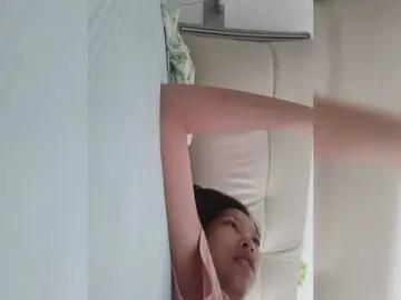 Selinababy99  live sex cam