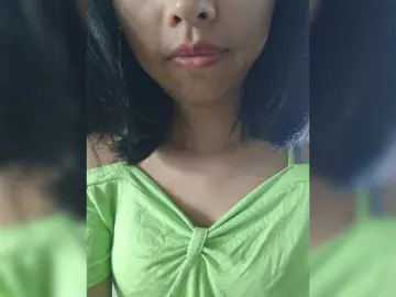 Selinababy99  live sex cam