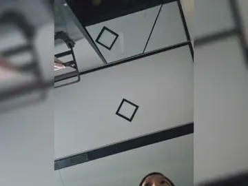 Selinababy99  live sex cam