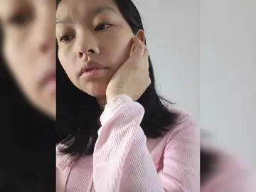 Selinababy99  live sex cam