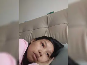 Selinababy99  live sex cam