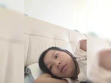 Selinababy99  live sex cam