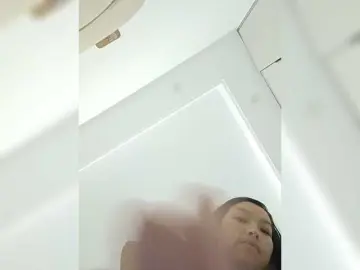 Selinababy99  live sex cam
