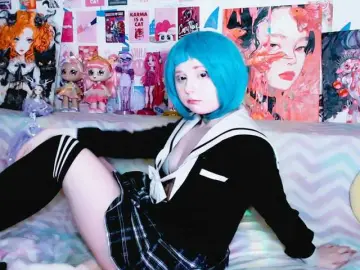 Usagi-Blush  live sex cam