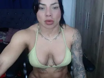 Cristalb1  live sex cam