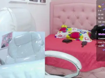 Zoe-cortezz  live sex cam