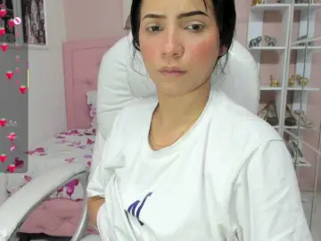 Zoe-cortezz  live sex cam