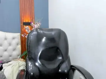 Zoe-cortezz  live sex cam