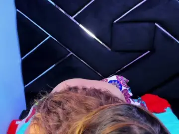 DulceeCherry  live sex cam