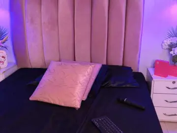 EmmaRichards  live sex cam