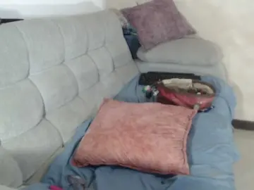 LiraRusso1  live sex cam