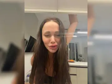 Mistressmari  live sex cam