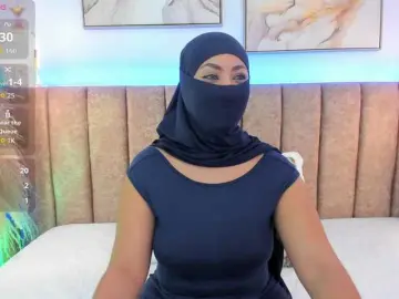 Azzaa0  live sex cam