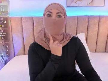 Azzaa0  live sex cam