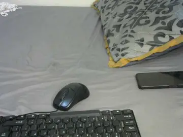 Prettyebony3  live sex cam