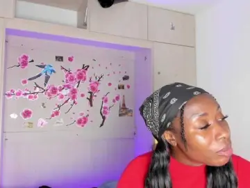 TaylorBloom  live sex cam