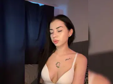 -dkny-  live sex cam