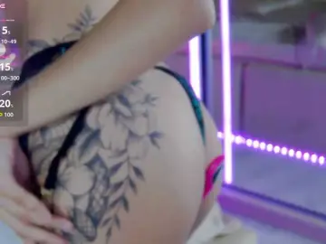 AishaSkye  live sex cam