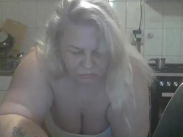 AriannaMilf  live sex cam