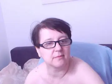ChristaRose  live sex cam