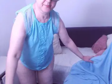ChristaRose  live sex cam
