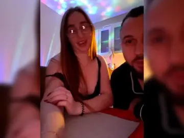 Karinka3080  live sex cam