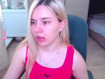 Lana--Nova  live sex cam