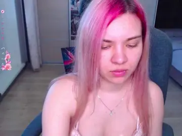 Lana--Nova  live sex cam