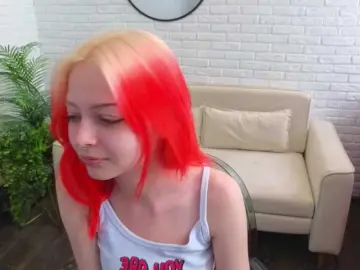 LiaRivera  live sex cam