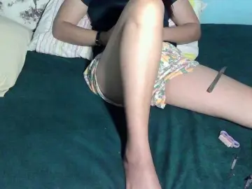 LizBeth23  live sex cam