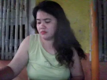 LovelyShaxxx3  live sex cam