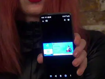 NicoleSinn  live sex cam