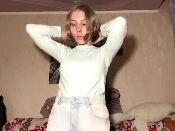 SuzetteBlair  live sex cam