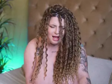 TiffanyTaboo  live sex cam