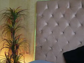 TiffanyTaboo  live sex cam