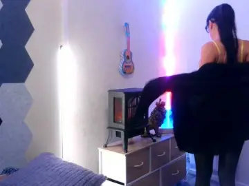 Babygirl1989xxx  live sex cam