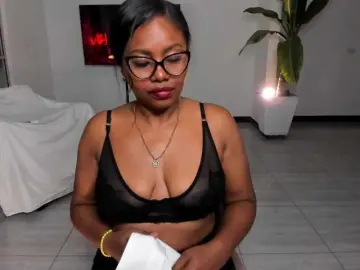 Irissmoon777  live sex cam