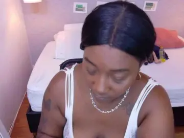 Kiara-evanss  live sex cam