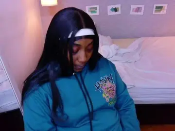 Kiara-evanss  live sex cam