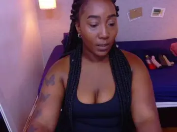 Kiara-evanss  live sex cam