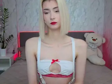Kittysocutie  live sex cam