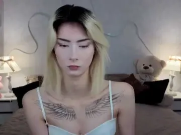 Kittysocutie  live sex cam