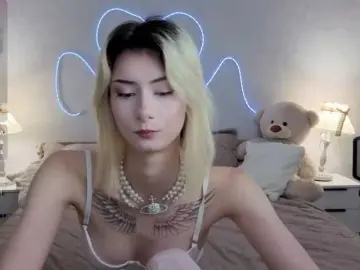 Kittysocutie  live sex cam