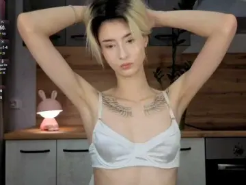 Kittysocutie  live sex cam