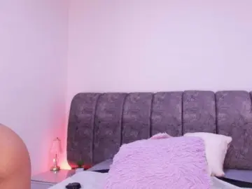 Naia-blesed  live sex cam