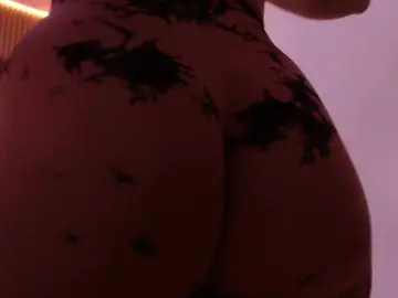 Naia-blesed  live sex cam