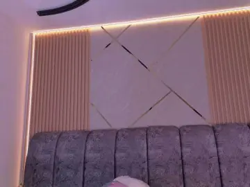 Naia-blesed  live sex cam