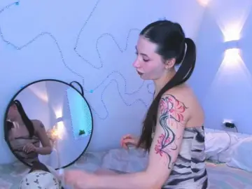 Vannibellee  live sex cam