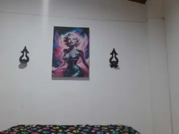 CrystalStarX  live sex cam