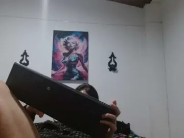 CrystalStarX  live sex cam